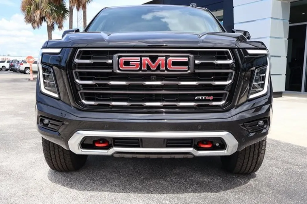 2025 Gmc Yukon AT4 Ultimate photo 1