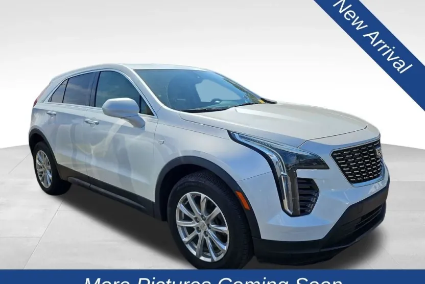2019 Cadillac XT4 Luxury photo 1