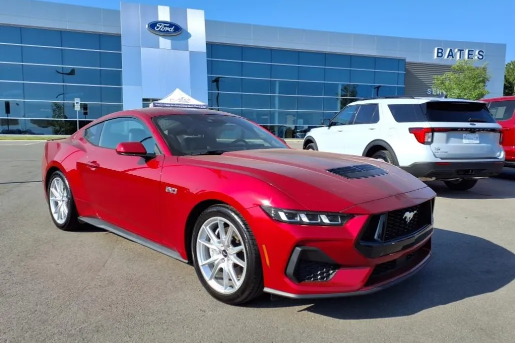2024 Ford Mustang GT Premium photo 1