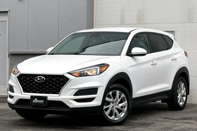 2021 Hyundai Tucson SE Sport photo 1