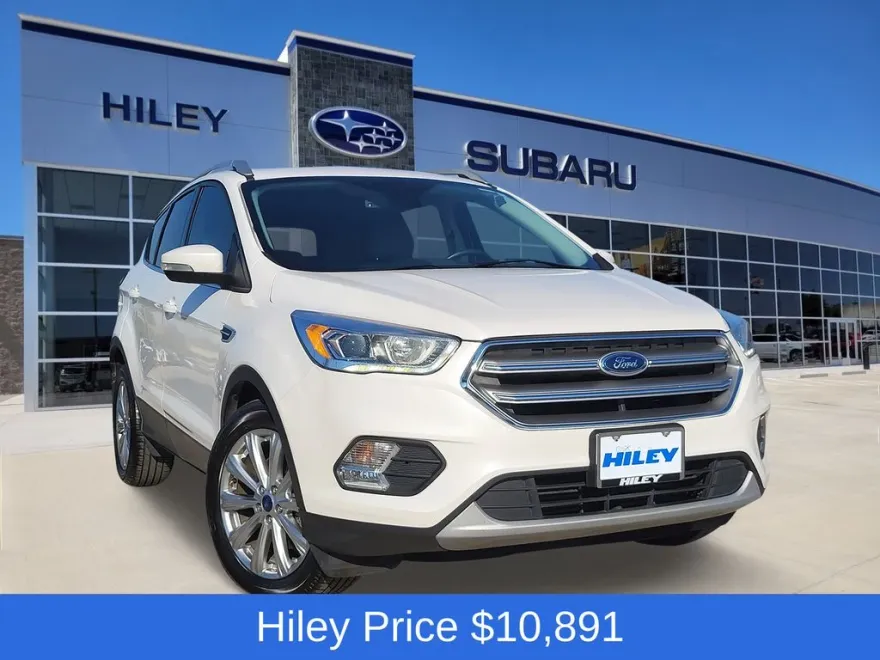 2017 Ford Escape Titanium photo 1