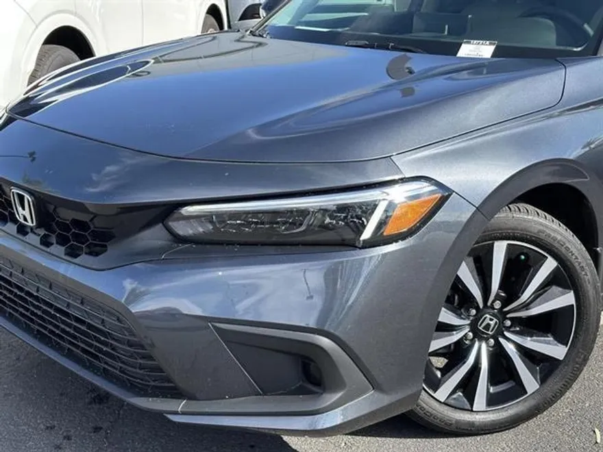 2024 Honda Civic Hatchback EX-L photo 1