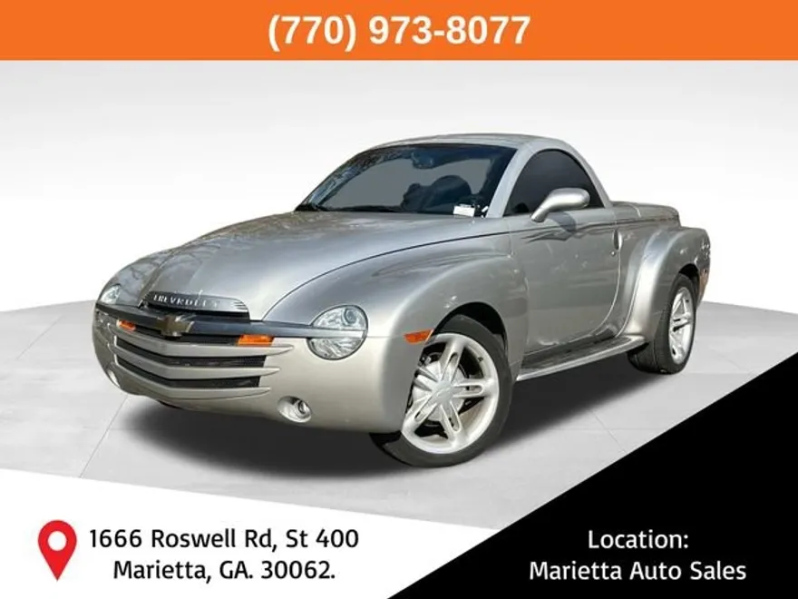 2004 Chevrolet SSR photo 1