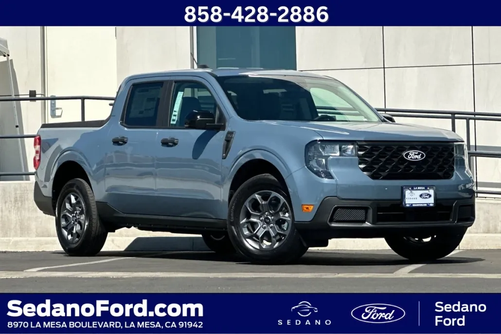 2025 Ford Maverick XLT photo 1