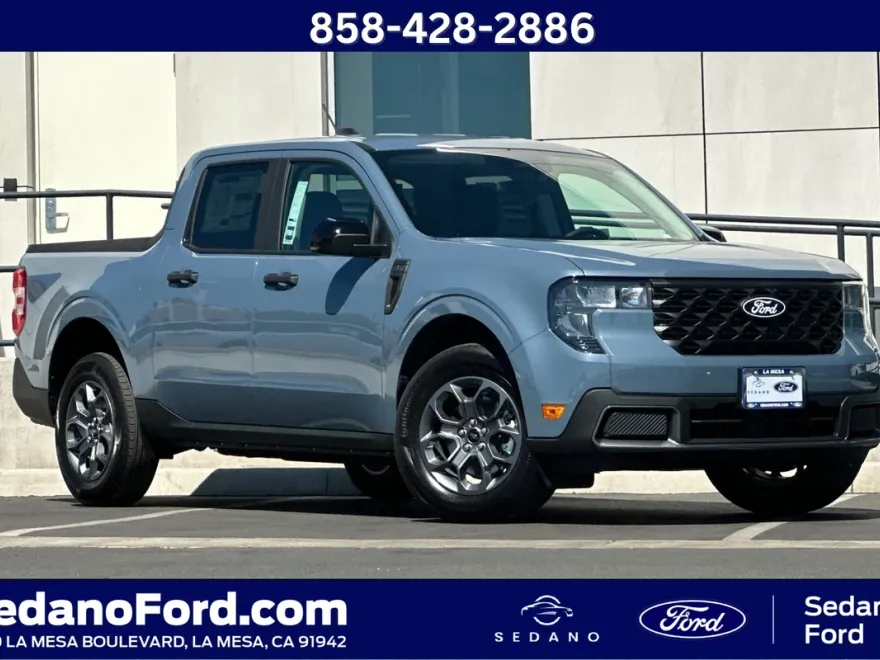 2025 Ford Maverick XLT photo 1