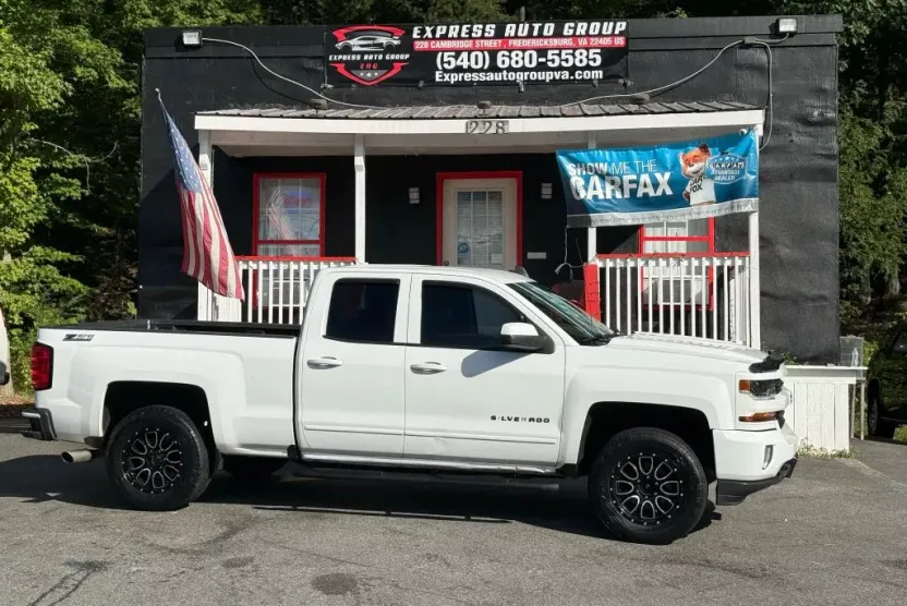 2016 Chevrolet Silverado 1500 Z71 LT photo 1