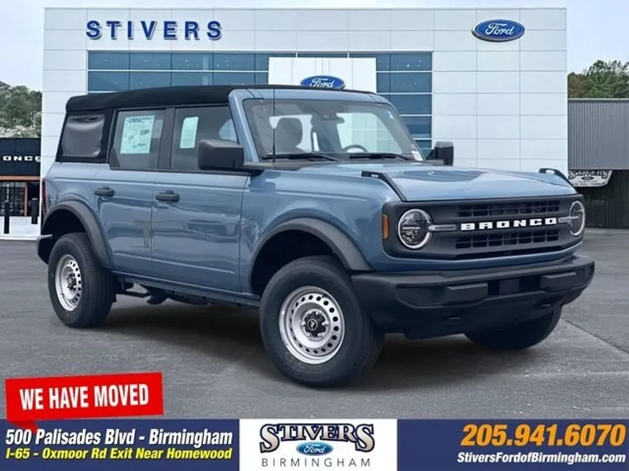 2025 Ford Bronco Base photo 1