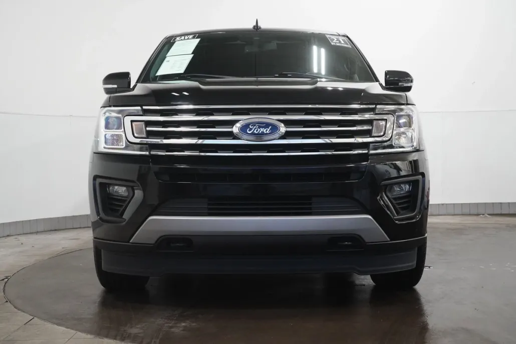 2021 Ford Expedition XLT photo 1
