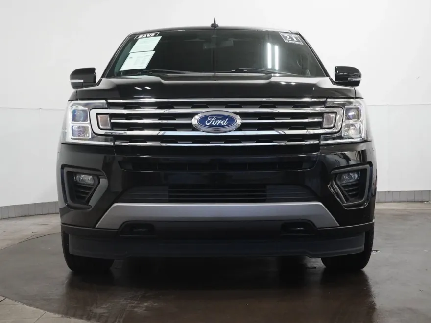 2021 Ford Expedition XLT photo 1