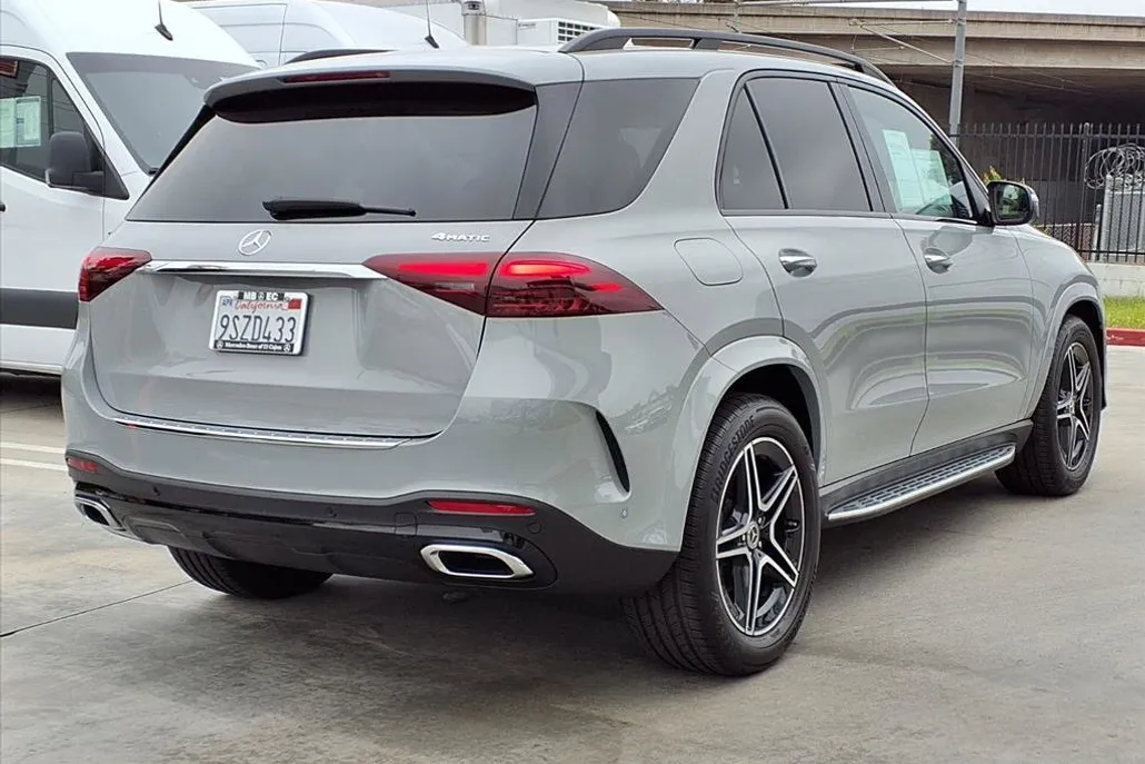 2025 Mercedes Benz GLE 450e 4MATIC photo 1