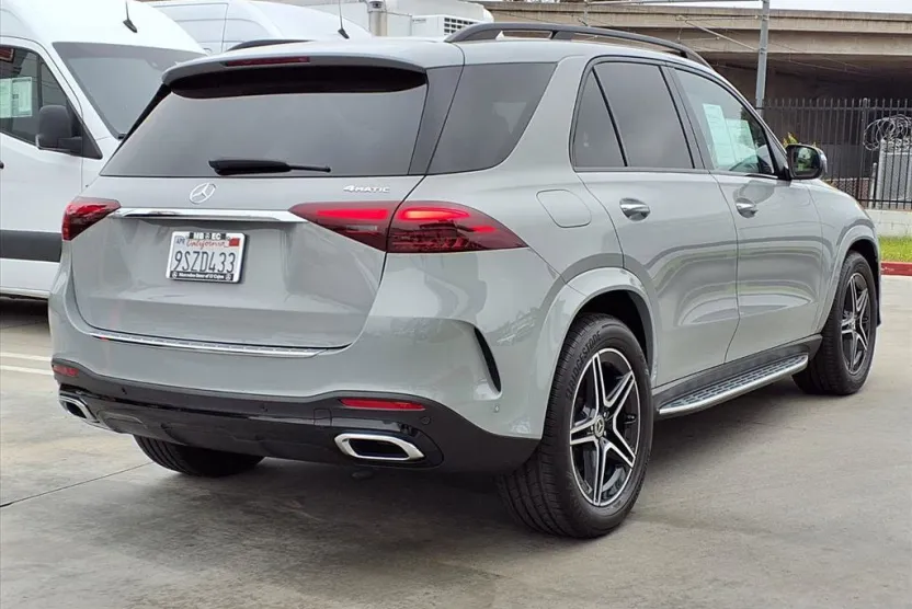 2025 Mercedes Benz GLE 450e 4MATIC photo 1