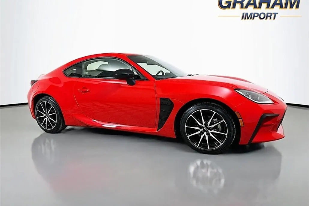 2023 Toyota GR86 photo 1