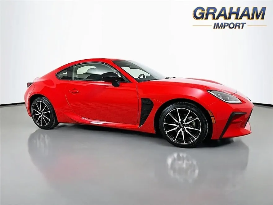 2023 Toyota GR86 photo 1