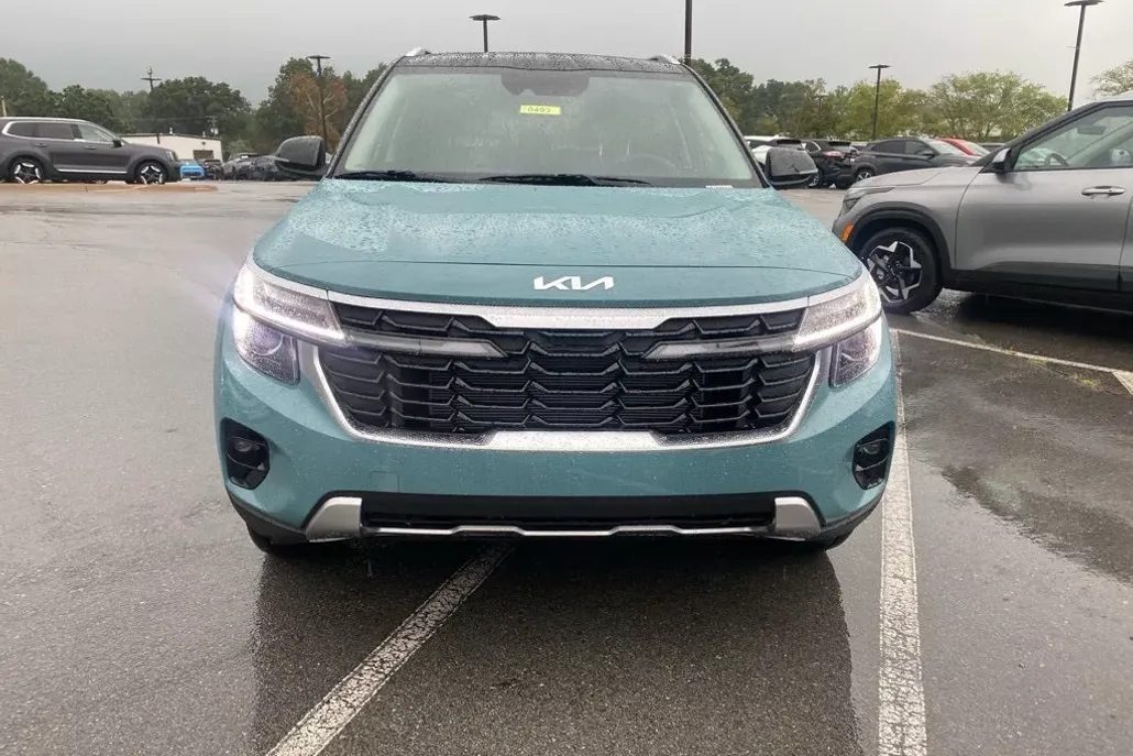 2026 Kia Seltos S photo 1