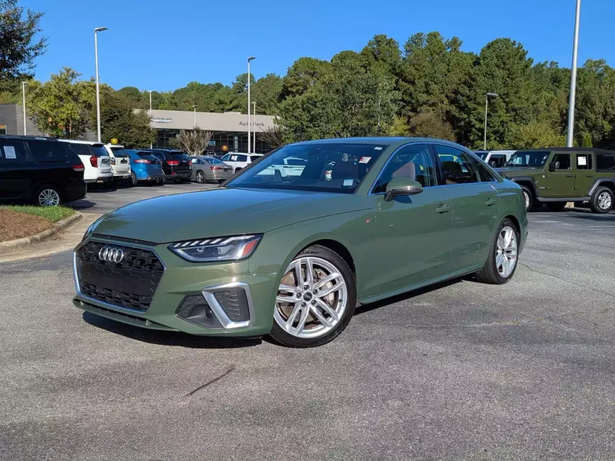 2024 Audi A4 S line Premium Plus 45 TFSI Quattro photo 1