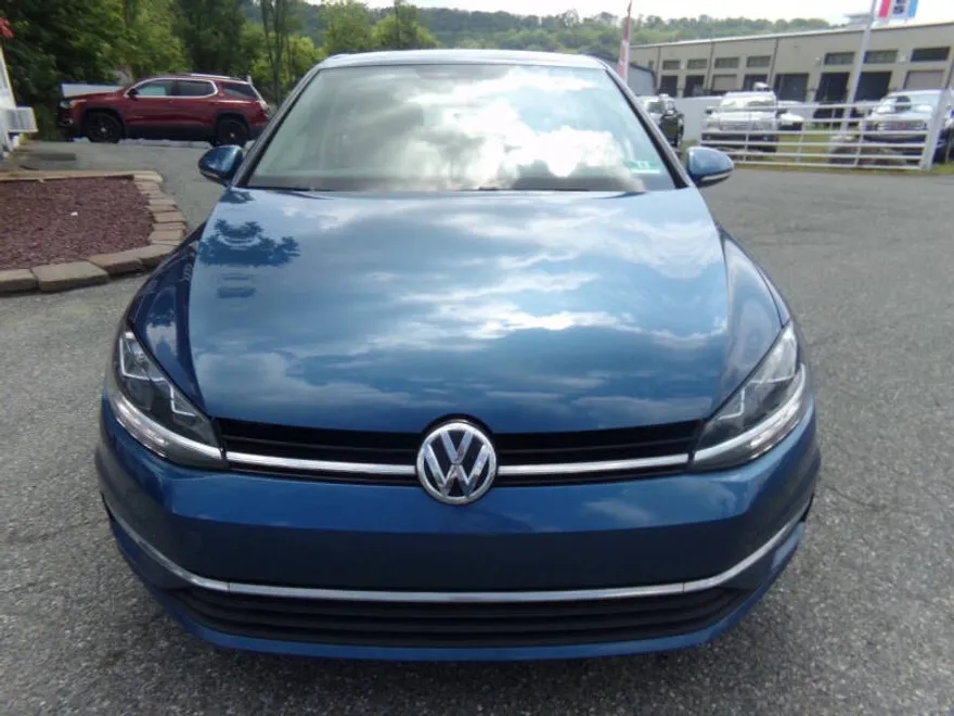 2018 Volkswagen Golf TSI S photo 1