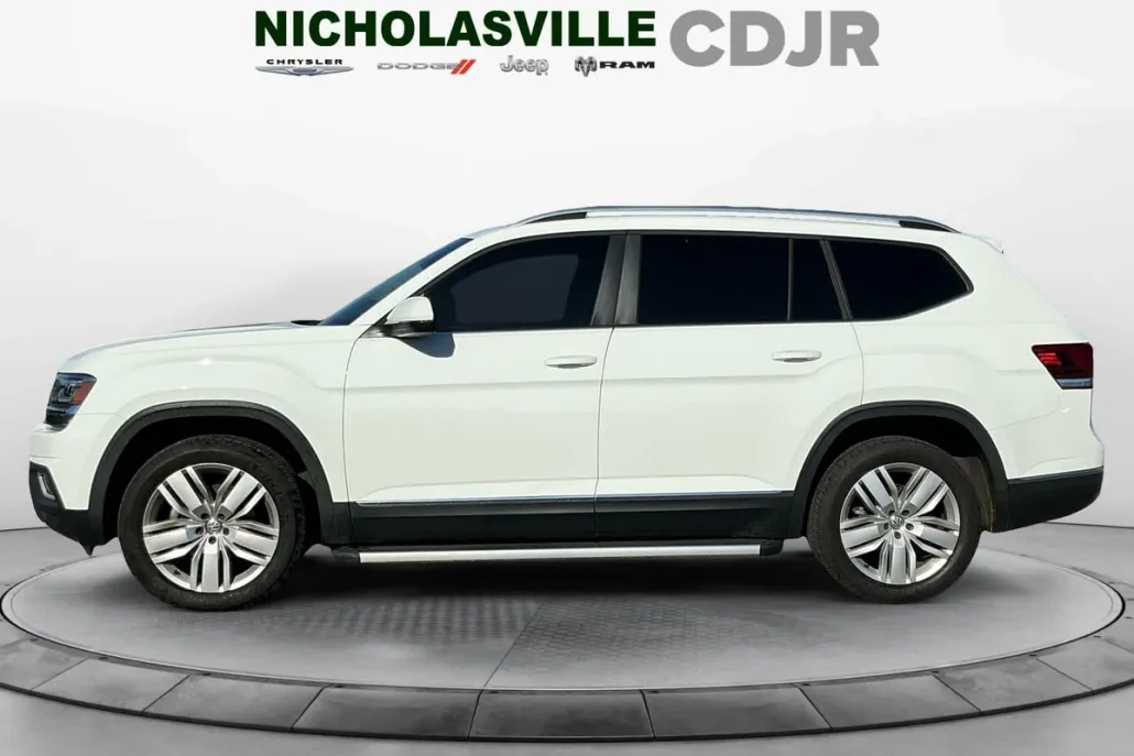 2019 Volkswagen Atlas V6 SEL photo 1