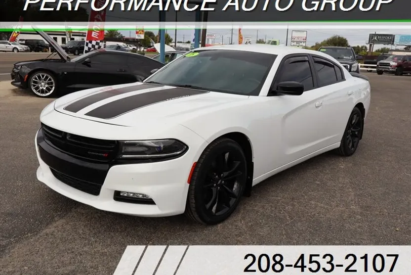 2018 Dodge Charger R/T photo 1