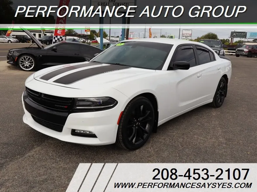 2018 Dodge Charger R/T photo 1