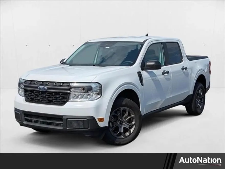 2024 Ford Maverick XLT photo 1