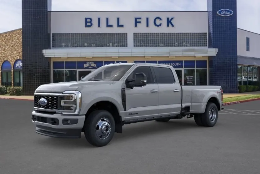 2026 Ford F-350 Platinum photo 1