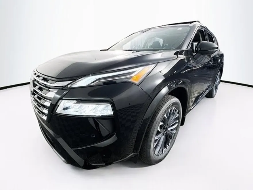 2026 Nissan Rogue Platinum photo 1