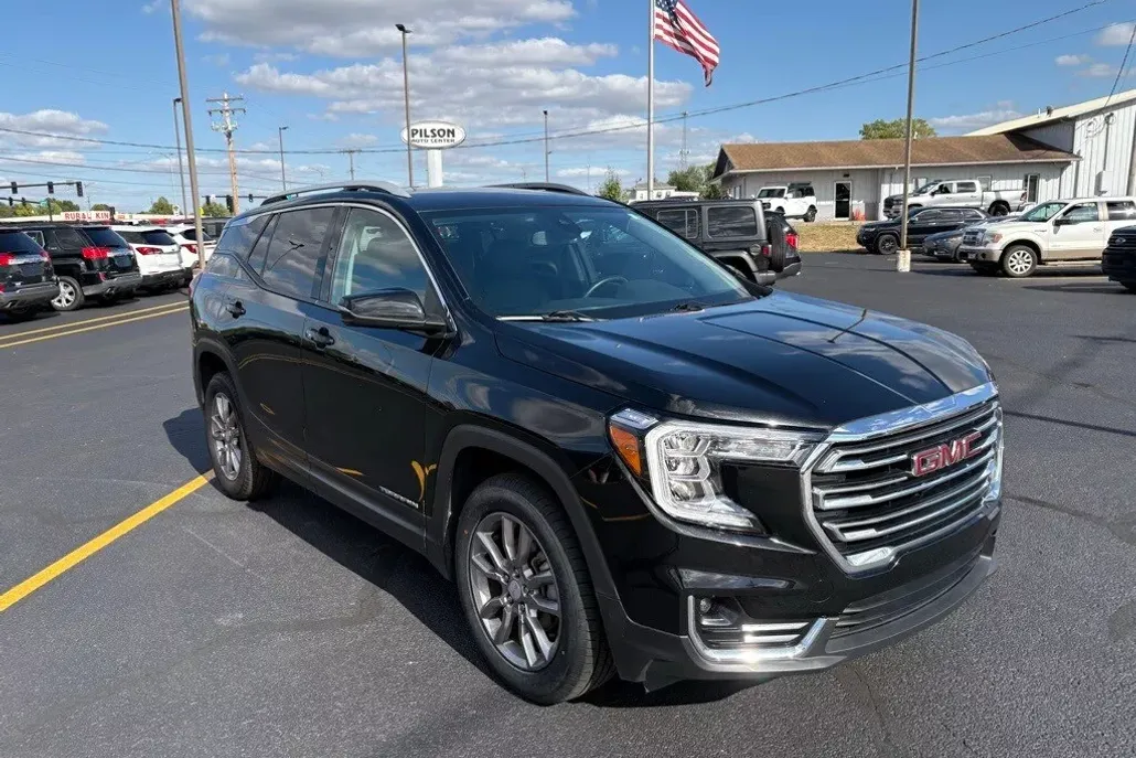 2024 Gmc Terrain SLT photo 1
