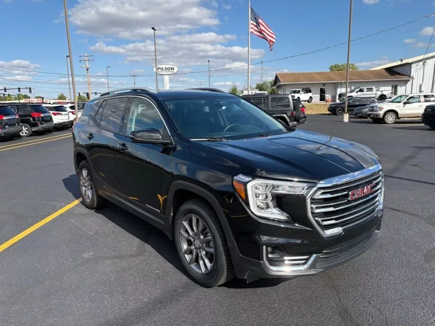 2024 Gmc Terrain SLT photo 1