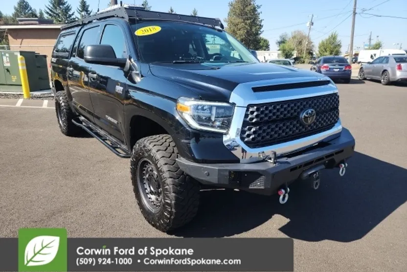 2018 Toyota Tundra SR5 photo 1