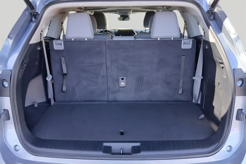 2023 Toyota Highlander XLE photo 1
