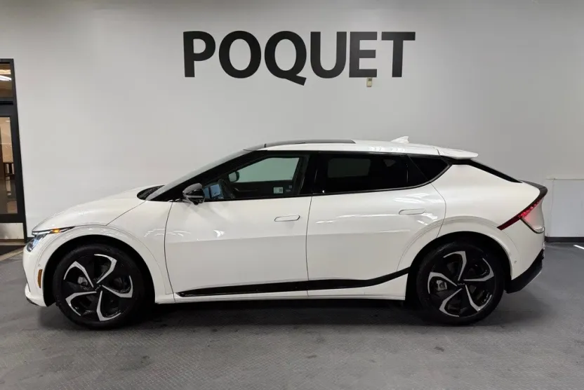 2024 Kia EV6 GT-Line photo 1