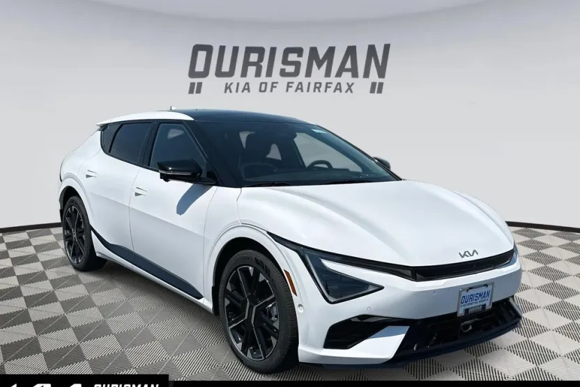 2025 Kia EV6 GT-Line photo 1