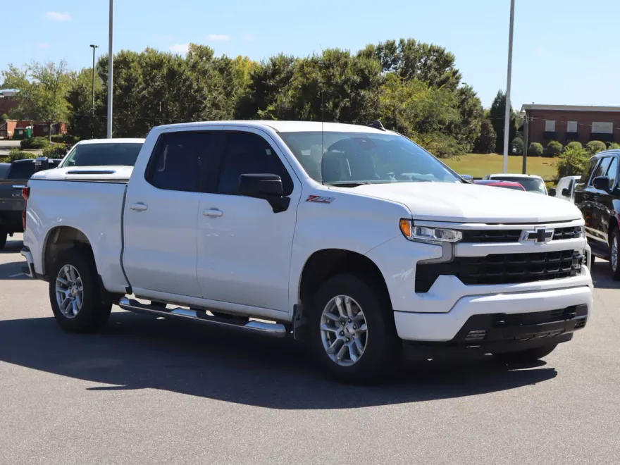 2022 Chevrolet Silverado 1500 RST photo 1