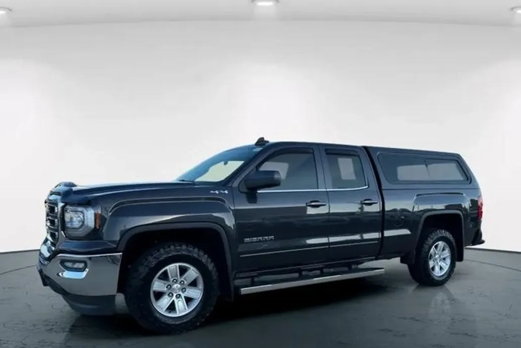 2016 Gmc Sierra 1500 SLE photo 1