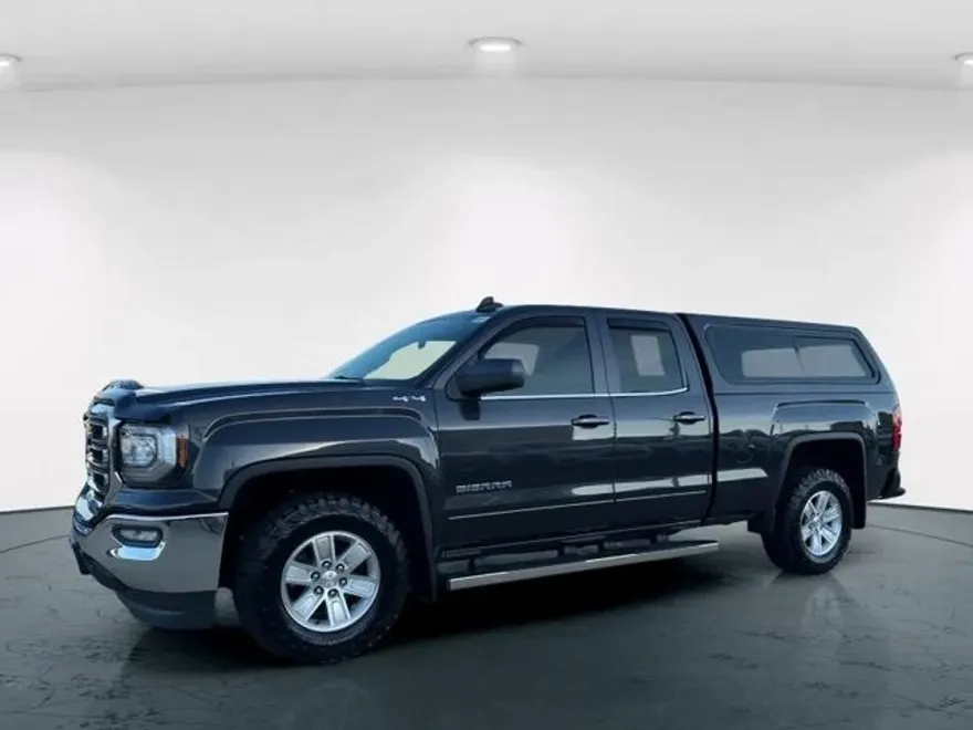 2016 Gmc Sierra 1500 SLE photo 1