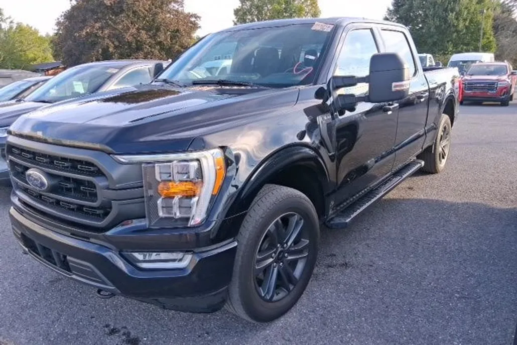 2023 Ford F-150 XLT photo 1