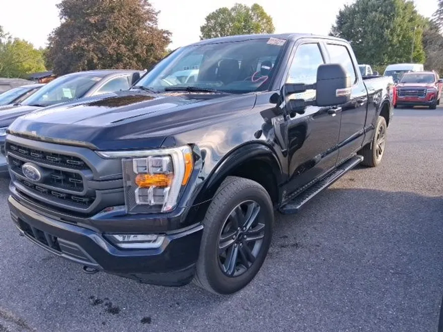 2023 Ford F-150 XLT photo 1