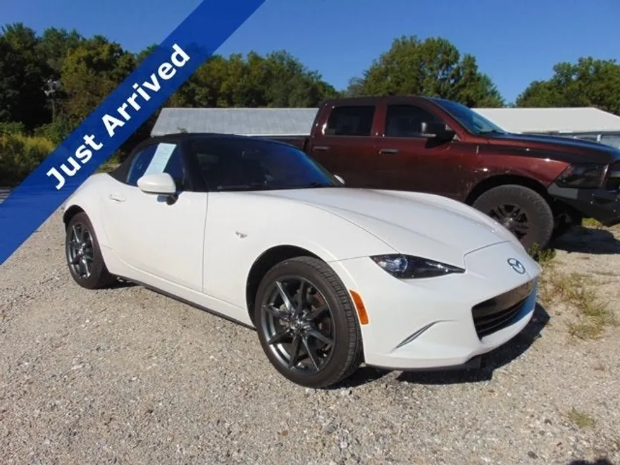 2016 Mazda MX-5 Miata Miata Grand Touring photo 1