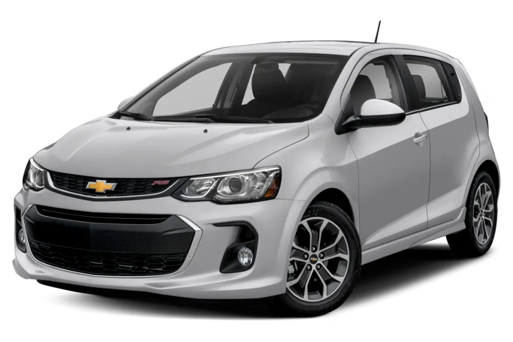 2017 Chevrolet Sonic LT photo 1
