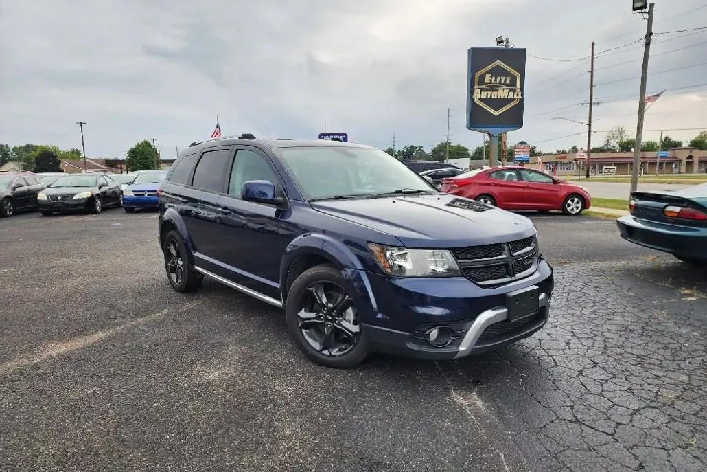 2020 Dodge Journey Crossroad photo 1