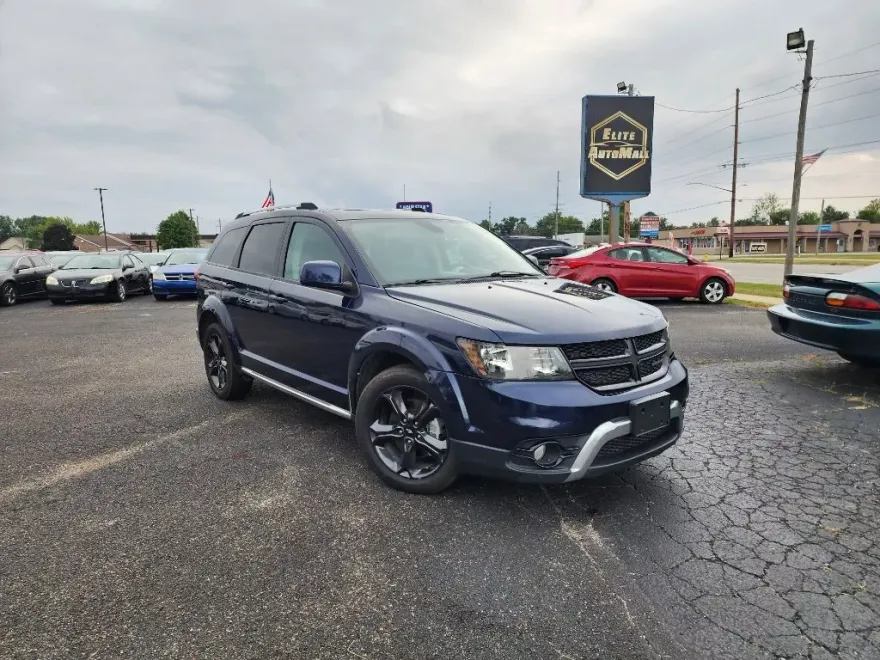 2020 Dodge Journey Crossroad photo 1