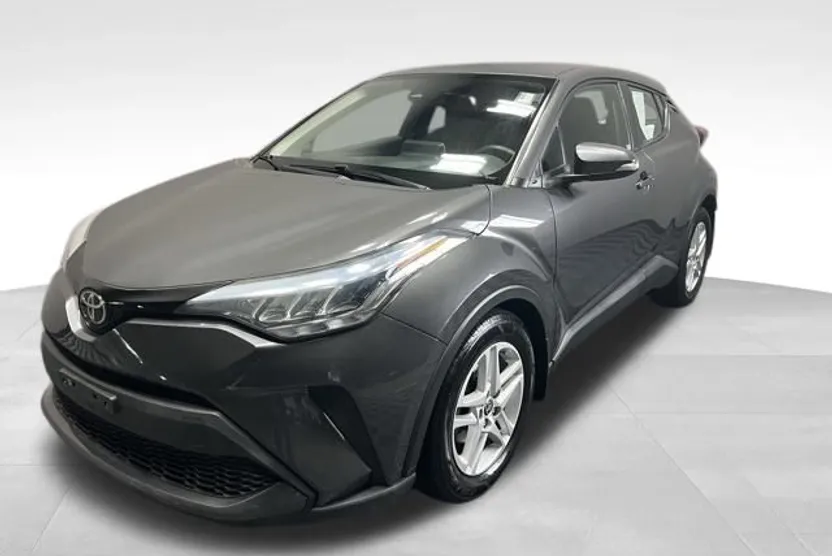 2021 Toyota C-HR LE photo 1