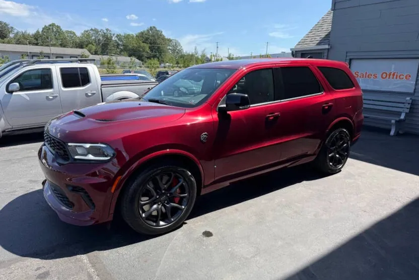 2023 Dodge Durango SRT Hellcat Premium photo 1