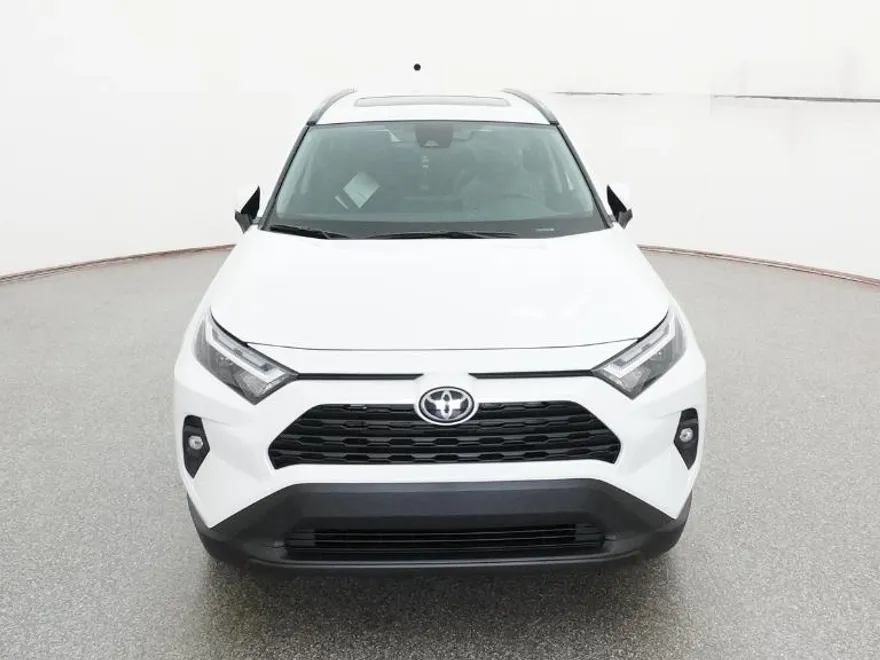 2025 Toyota RAV4 XLE Premium photo 1