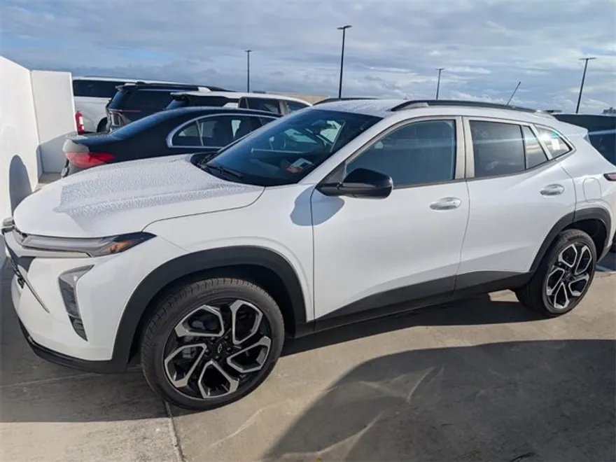 2026 Chevrolet Trax photo 1