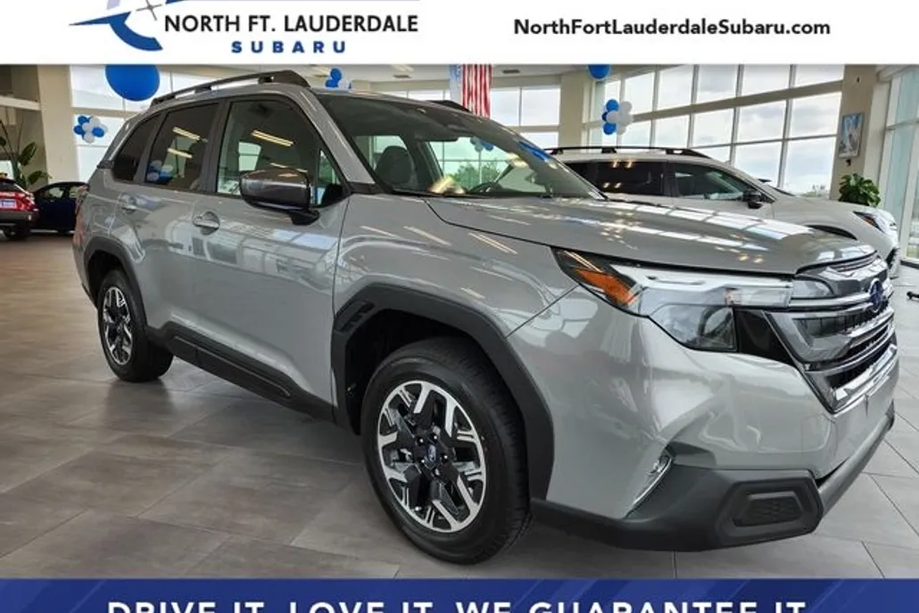 2025 Subaru Forester Premium photo 1