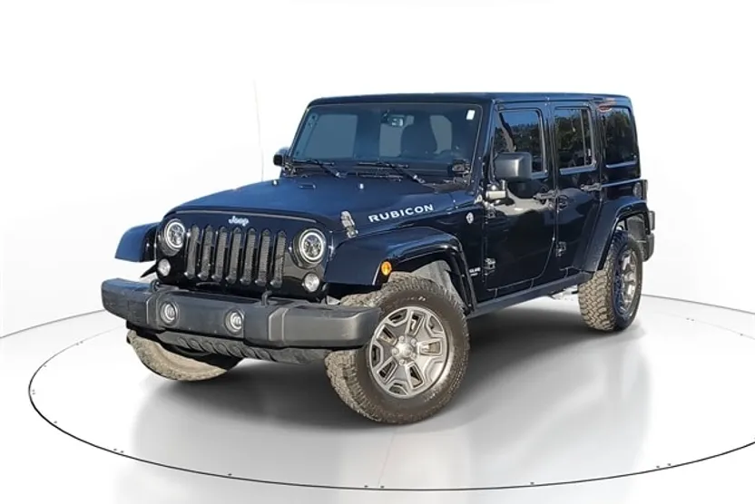 2015 Jeep Wrangler Unlimited Rubicon photo 1