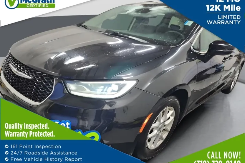2022 Chrysler Pacifica Touring L photo 1