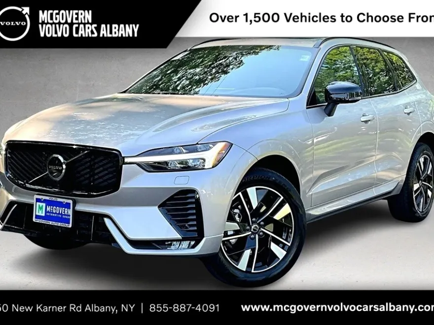 2026 Volvo XC60 B5 Core photo 1