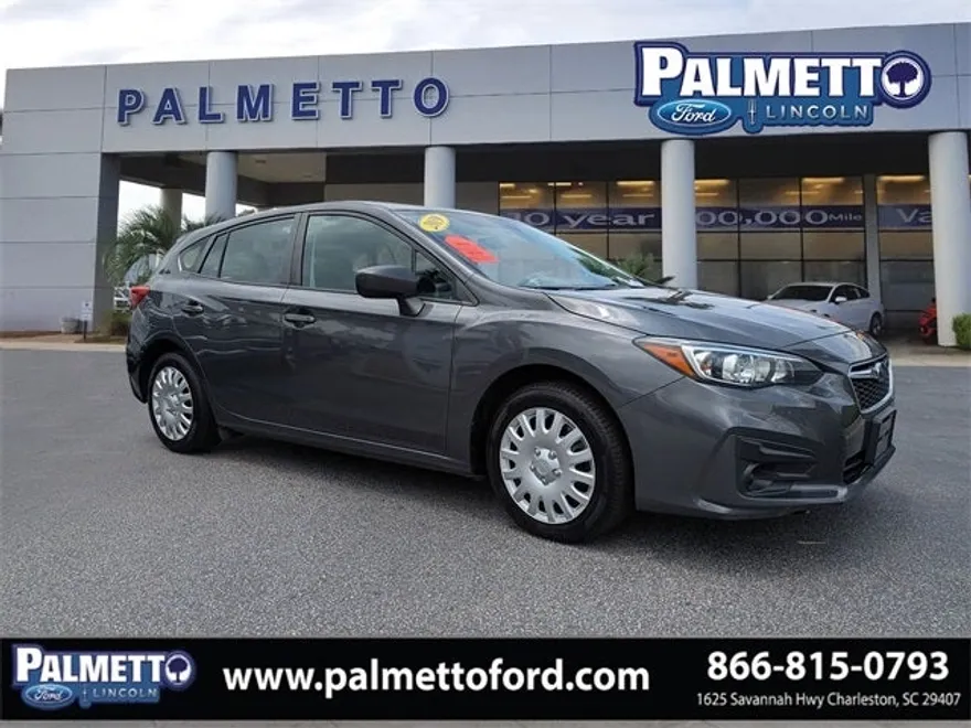 2019 Subaru Impreza 2.0i photo 1